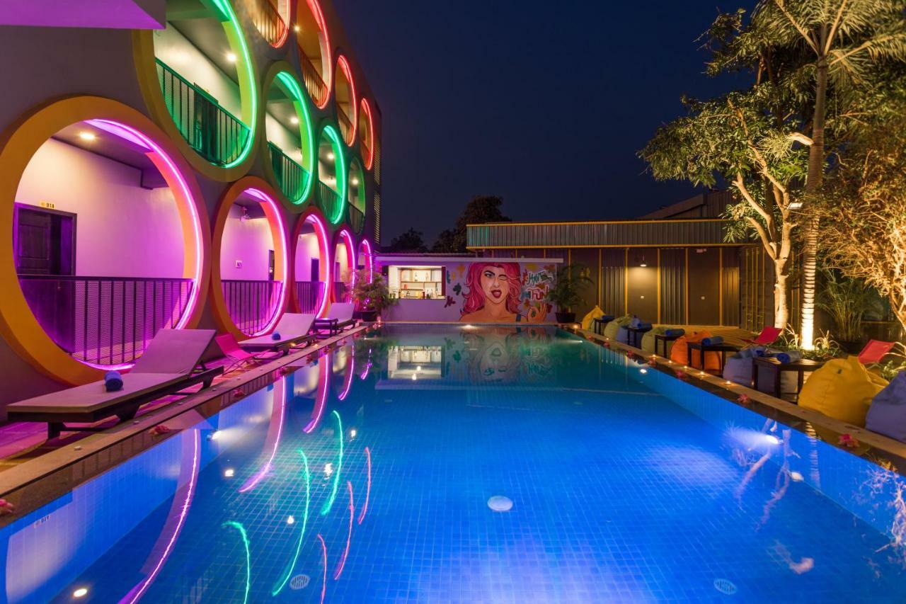 White Rabbit Hostel Siem Reap (Adults Only) Exteriör bild